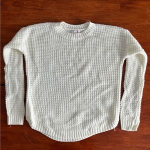 ‘So’ white knitted sweater. Medium/thick material.